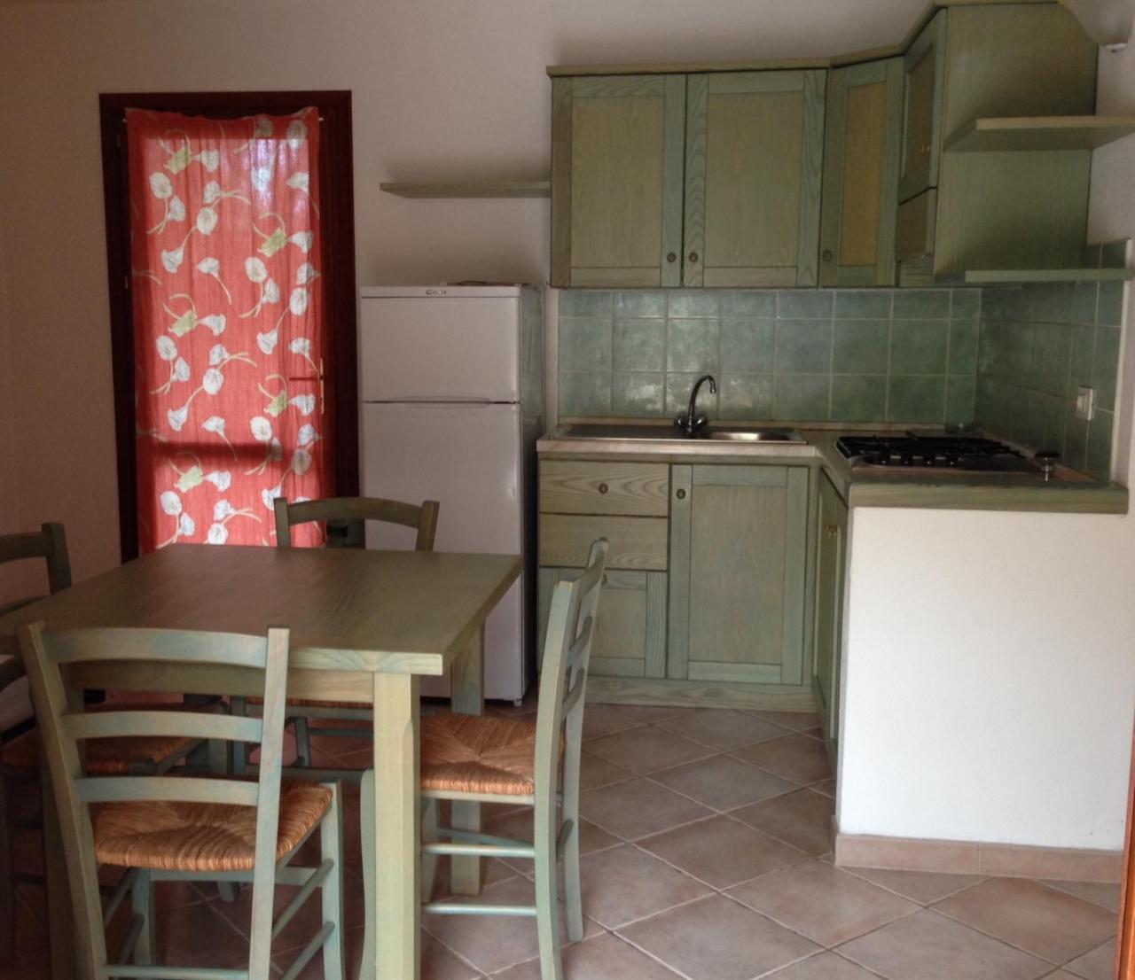 Appartamenti Rena Majore Aglientu Esterno foto